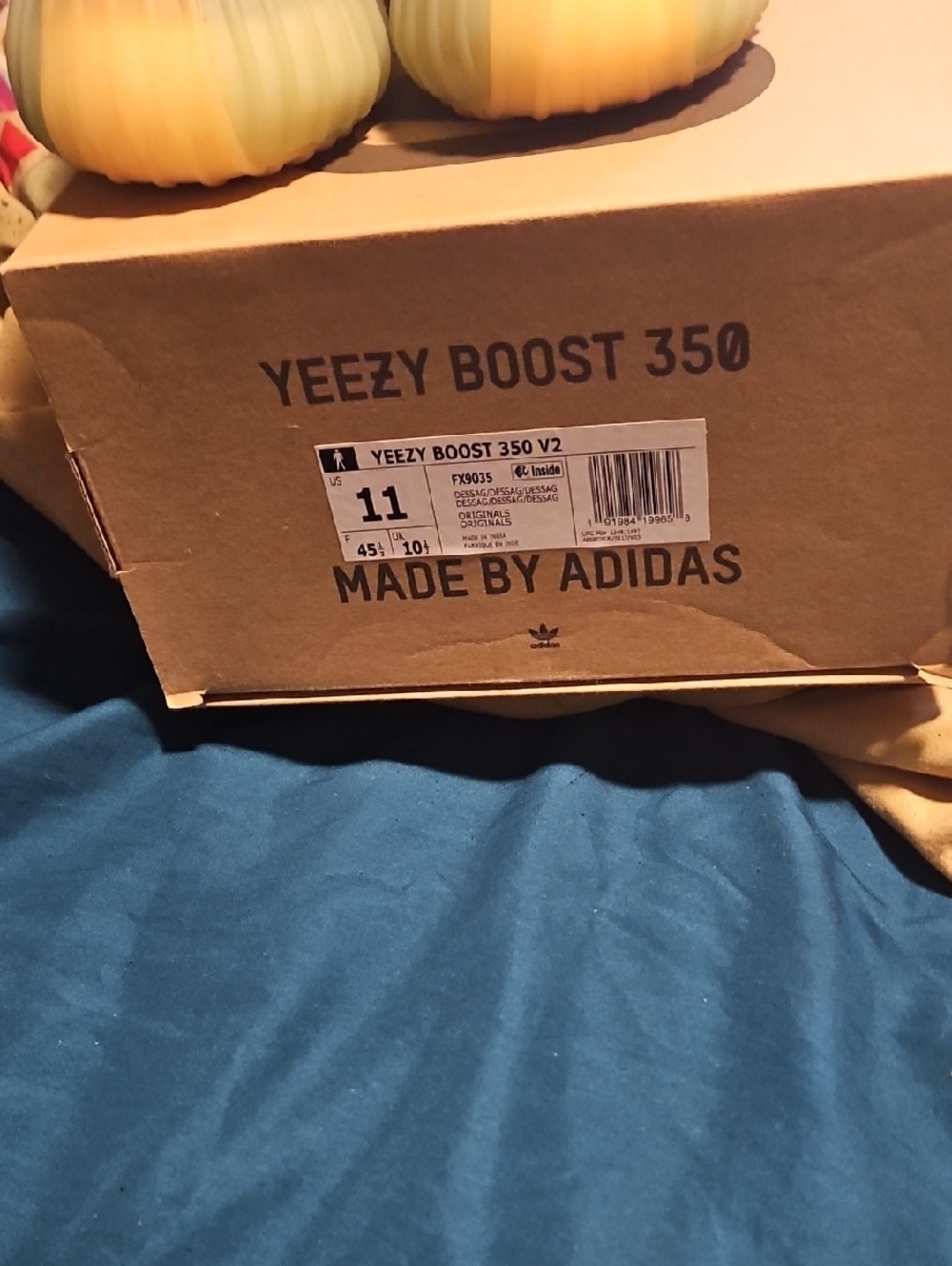 Yeezy 350 Desert Sage Size 11 - Picture 7 of 7